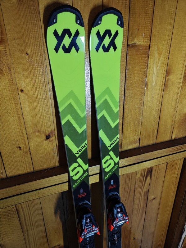 LYŽE VOLKL RACETIGER SL WORLD CUP FIS 157CM --MODEL 2025--